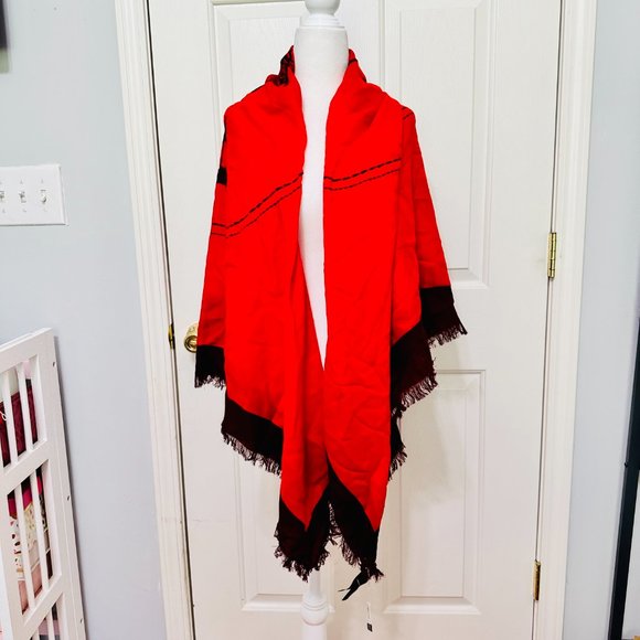 COACH OVERSIZED 100% WOOL SCARF WRAP 54 IN X 54 IN - Picture 4 of 12